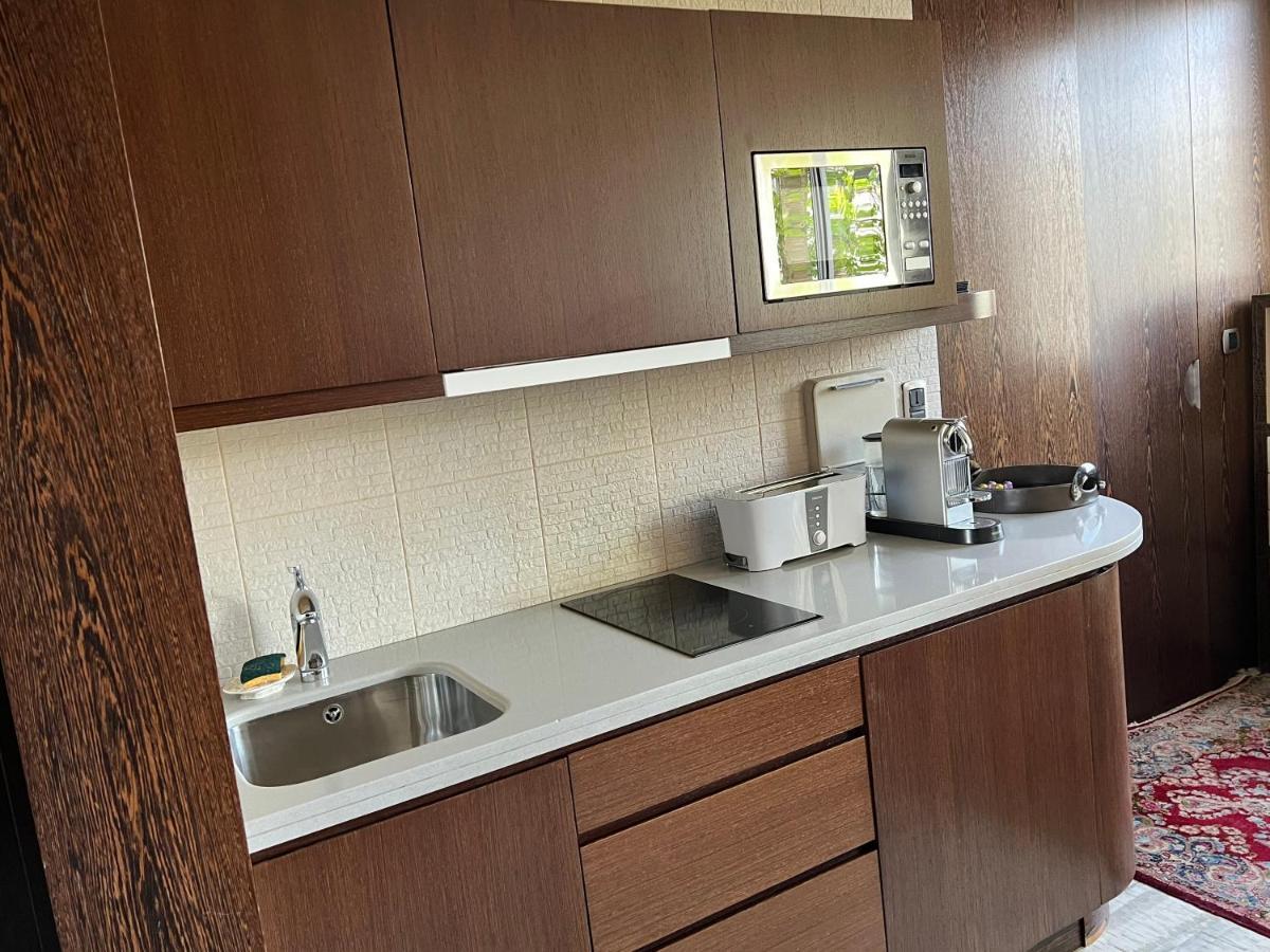 Studio Dans Le Quartier Luxe Neuilly-sur-Seine Exterior photo
