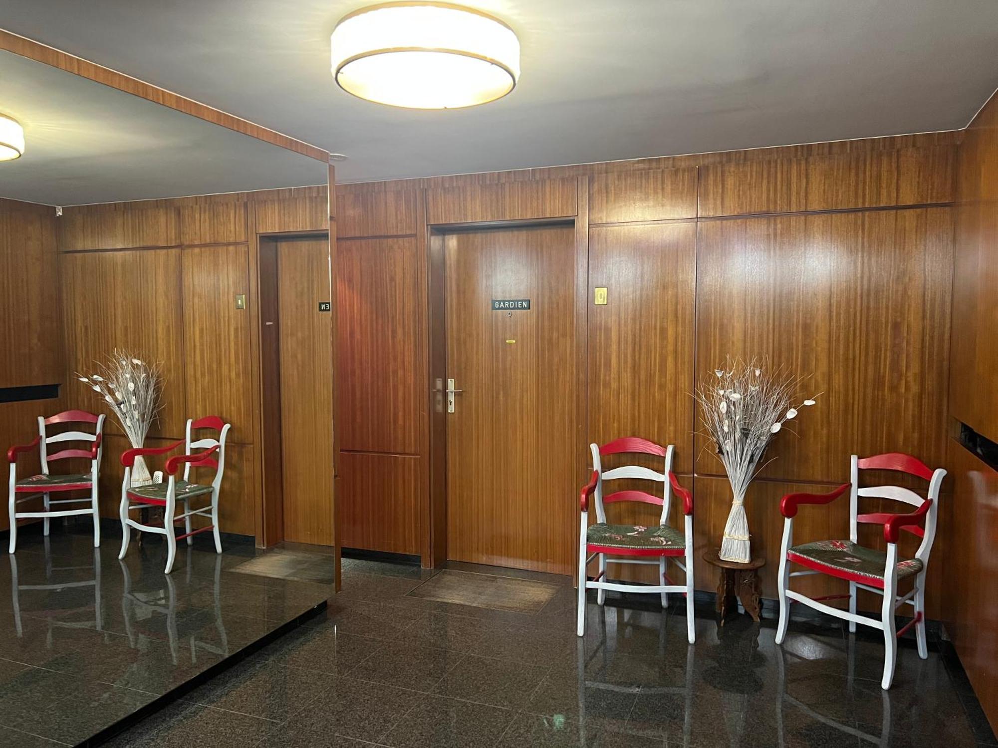 Studio Dans Le Quartier Luxe Neuilly-sur-Seine Exterior photo
