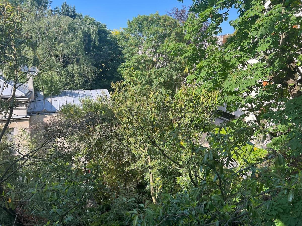 Studio Dans Le Quartier Luxe Neuilly-sur-Seine Exterior photo
